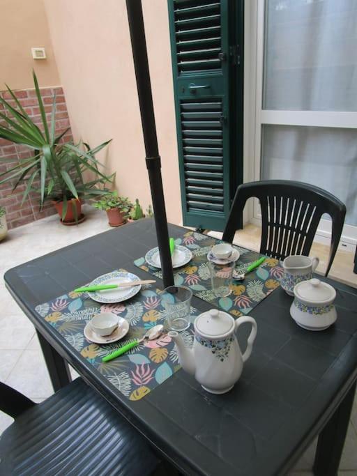 Il Piccolo Eden - Private Garden Apartamento Livorno Exterior foto